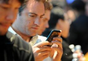 man-on-smartphone